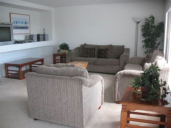 2nd image of 1185 Liberty Hall Dr