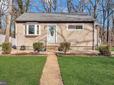 4 Spring Knoll Dr, Pasadena, MD, 21122