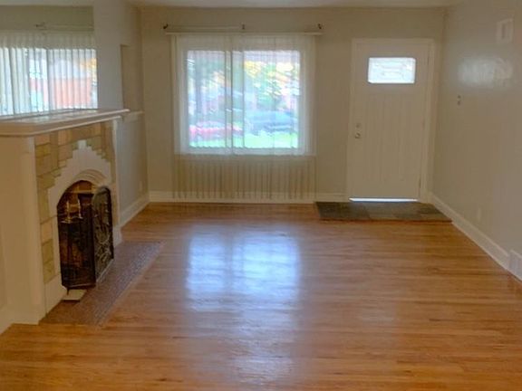 2nd image of 2114 Greenbrook Dr