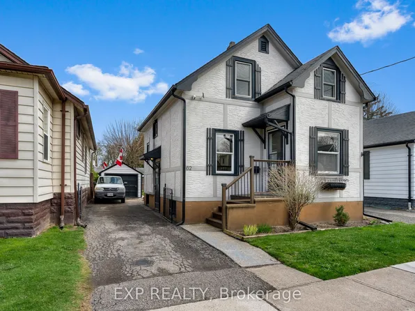 62 Rolls Ave, Saint Catharines, ON L2N 1W1