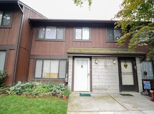 65 Pierpont Pl, Staten Island, NY 10314