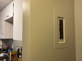 Aladdin Apartments on Greenlake