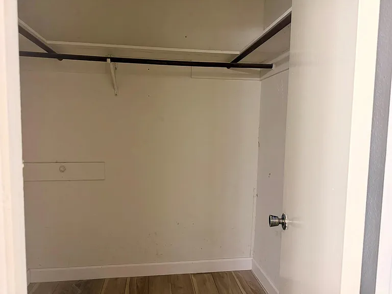 17010 Sunview Ct — Photo 14