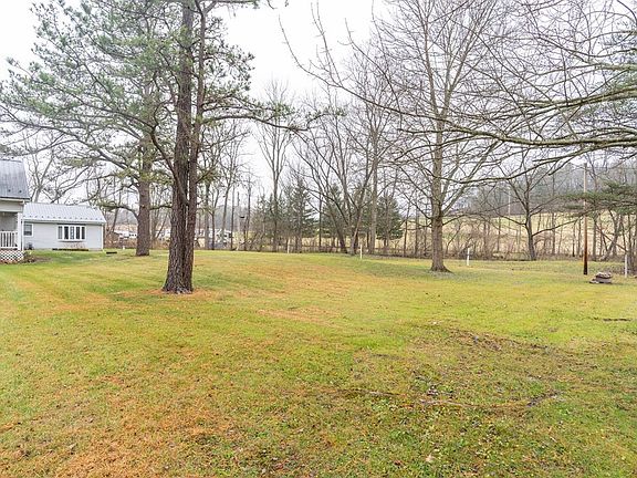 2nd image of 2245 Entriken Cemetery Rd