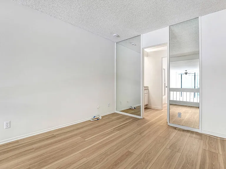 727 Westbourne — Photo 7