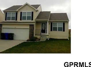 19809 X St, Omaha, NE 68135