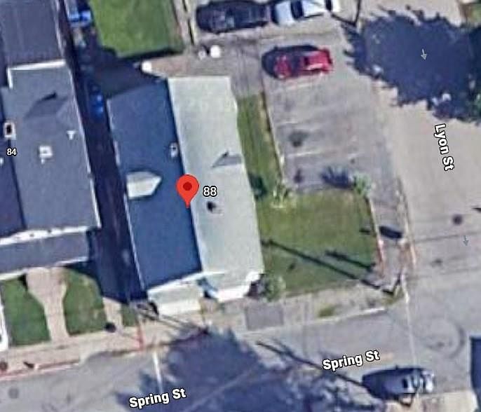 2nd image of 88 Spring St