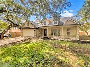 6 Port Ln, Morgans Pt Resort, TX 76513