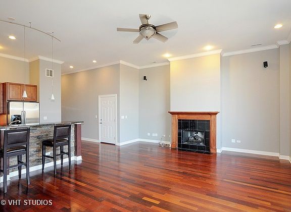 3rd image of 2239 W North Ave #4A