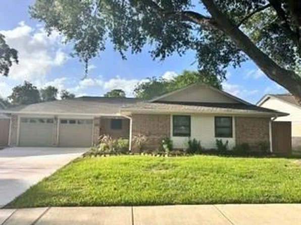 1113 Warren St, Deer Park, TX 77536