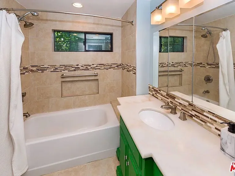 5650 Maynard Ave — Photo 5