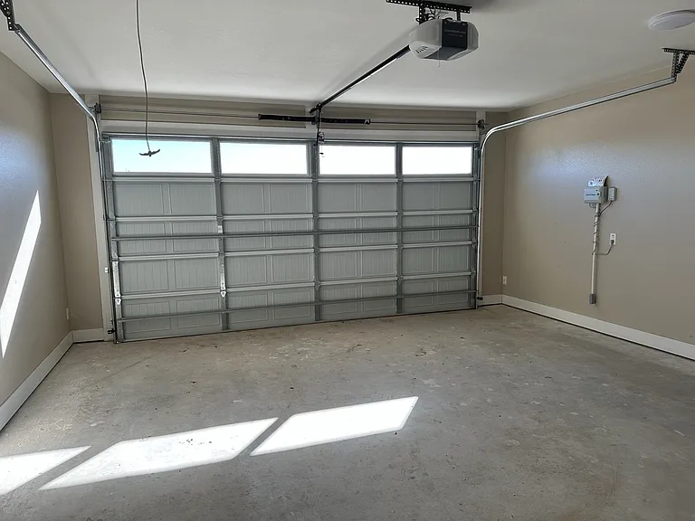 505 Southern Dr — Photo 20