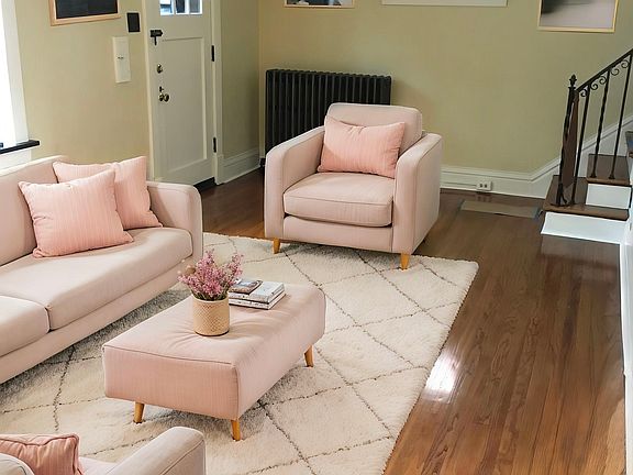 5th image of 7546 Warner Ave