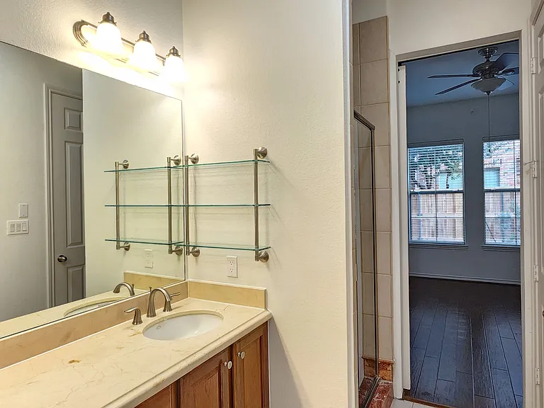 1211 Lake Pointe Way — Photo 12