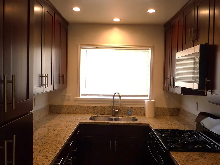 7730 S Comstock Ave #C — Photo 7