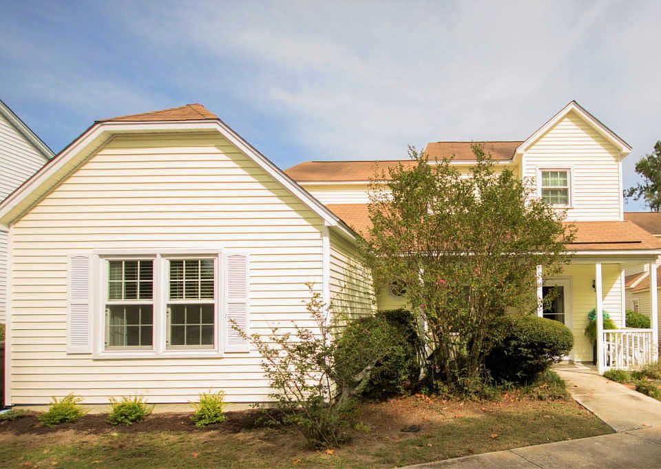 1st image of 1204 Meadow Park Ln #A