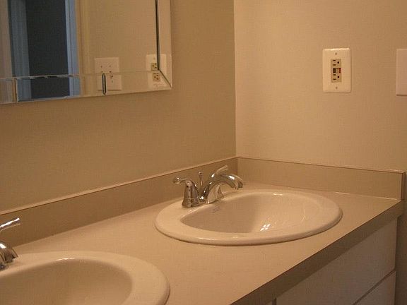 Hall Bathroom Upstairs