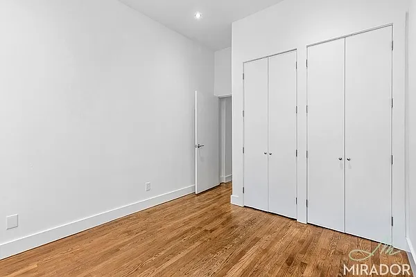 Rented by Mirador Real Estate | media 10