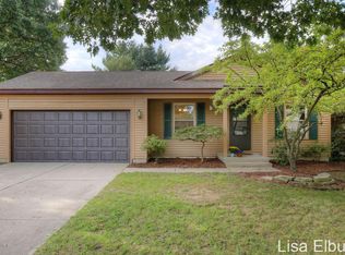 1880 Aberdeen St NE, Grand Rapids, MI 49505