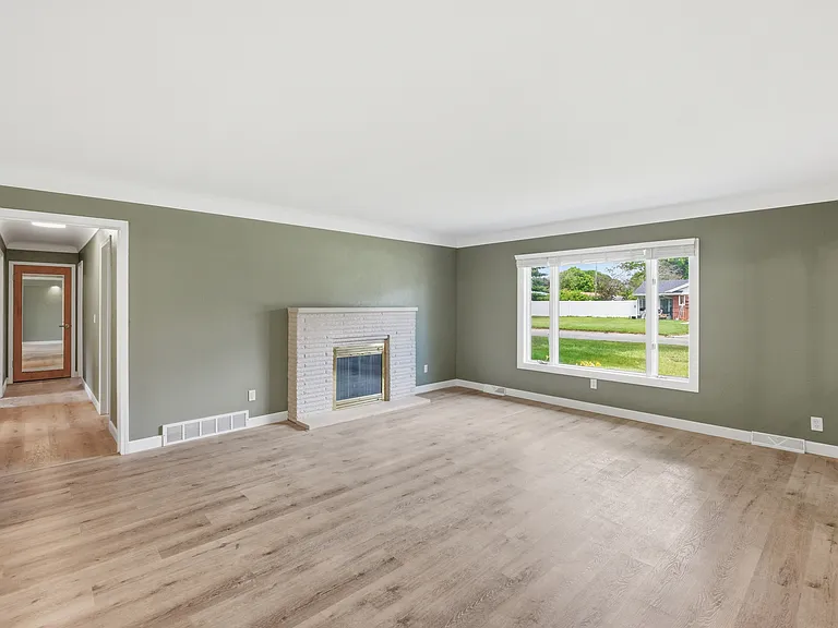 1358 Juliet Dr — Photo 10