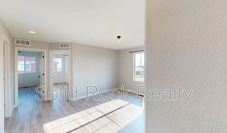 9212 Turlough Hts — Photo 11