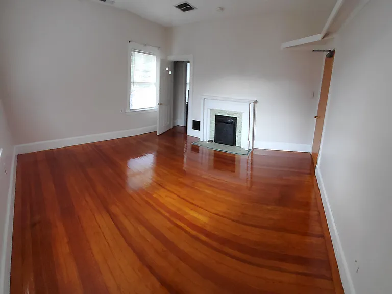 1022 W Market St #35 — Photo 2