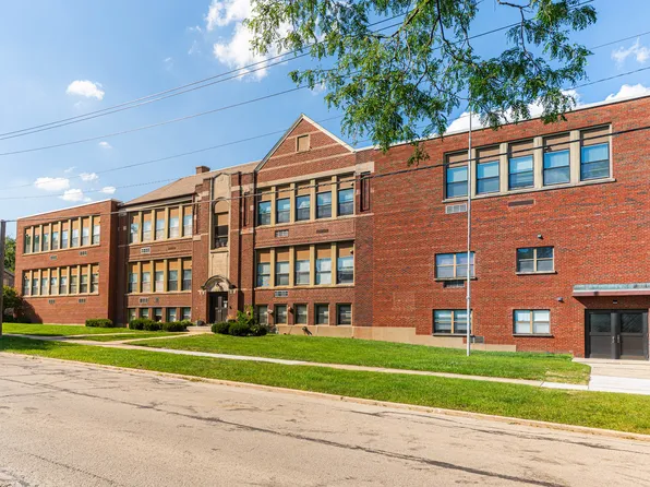 530 E Highland Ave APT B5, Villa Park, IL 60181