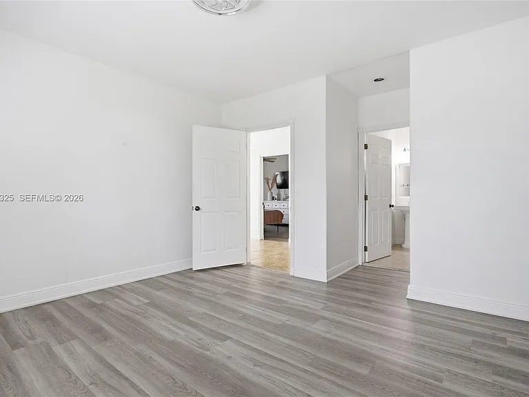 20401 SW 48th Pl — Photo 33