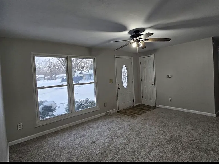 1913 Norwood Pl — Photo 6