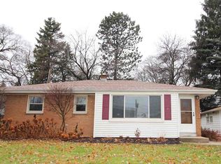 821 N 109th St, Wauwatosa, WI 53226
