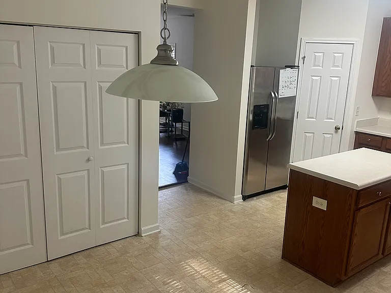 510 Huron Rd — Photo 8