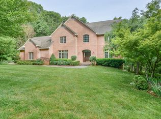 1813 Fleetwood Dr, Kingsport, TN 37660