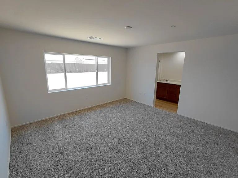 475 Palomino Ct — Photo 33