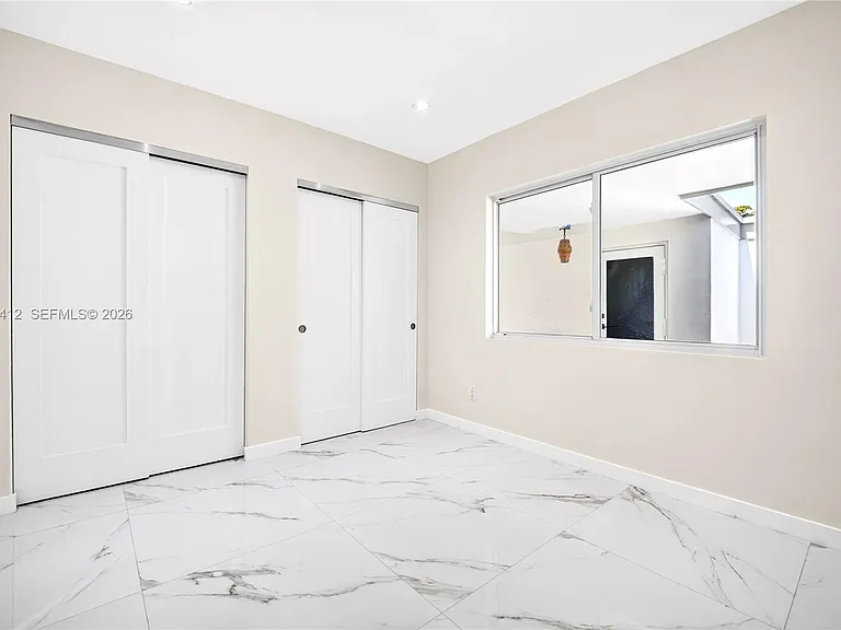 5715 Jackson St — Photo 27