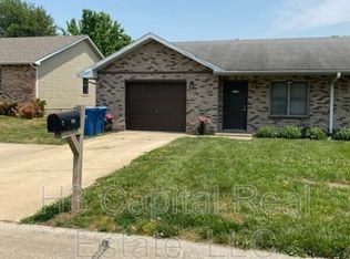 517 Mockingbird St, Troy, IL 62294