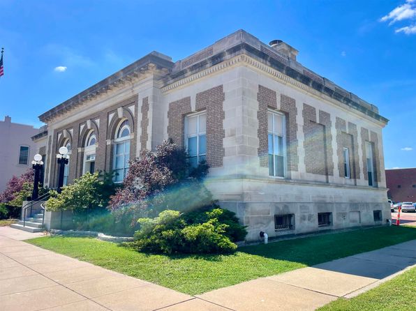 725 N Main St, Newton, KS 67114