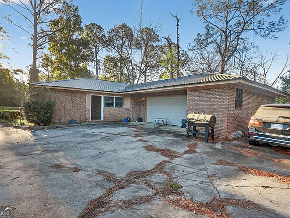 3rd image of 3285 Tyre Bridge Rd