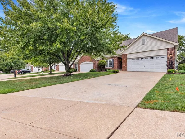 2121 McGregor Cir, Dardenne Prairie, MO 63368