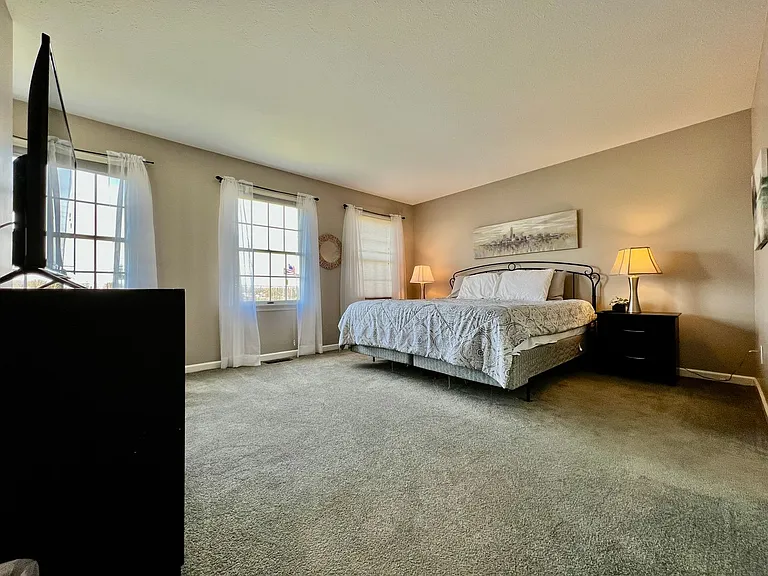 5042 Princeton Glendale Rd — Photo 16