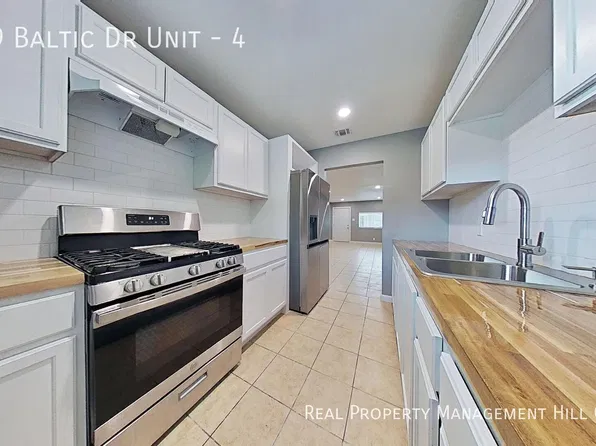 11019 Baltic Dr APT 4, San Antonio, TX 78213