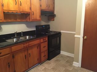 642 Arnett Blvd APT 9A, Danville, VA 24540