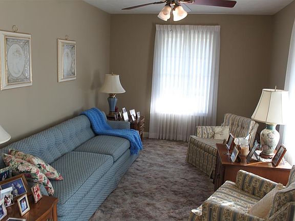 4th image of 2086 W Country Ln