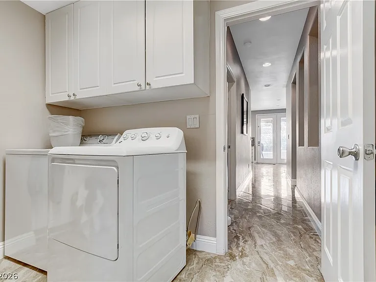 1693 Ravanusa Dr — Photo 34