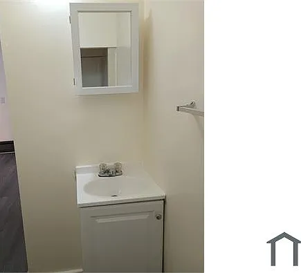 236 Hylan Blvd — Photo 2
