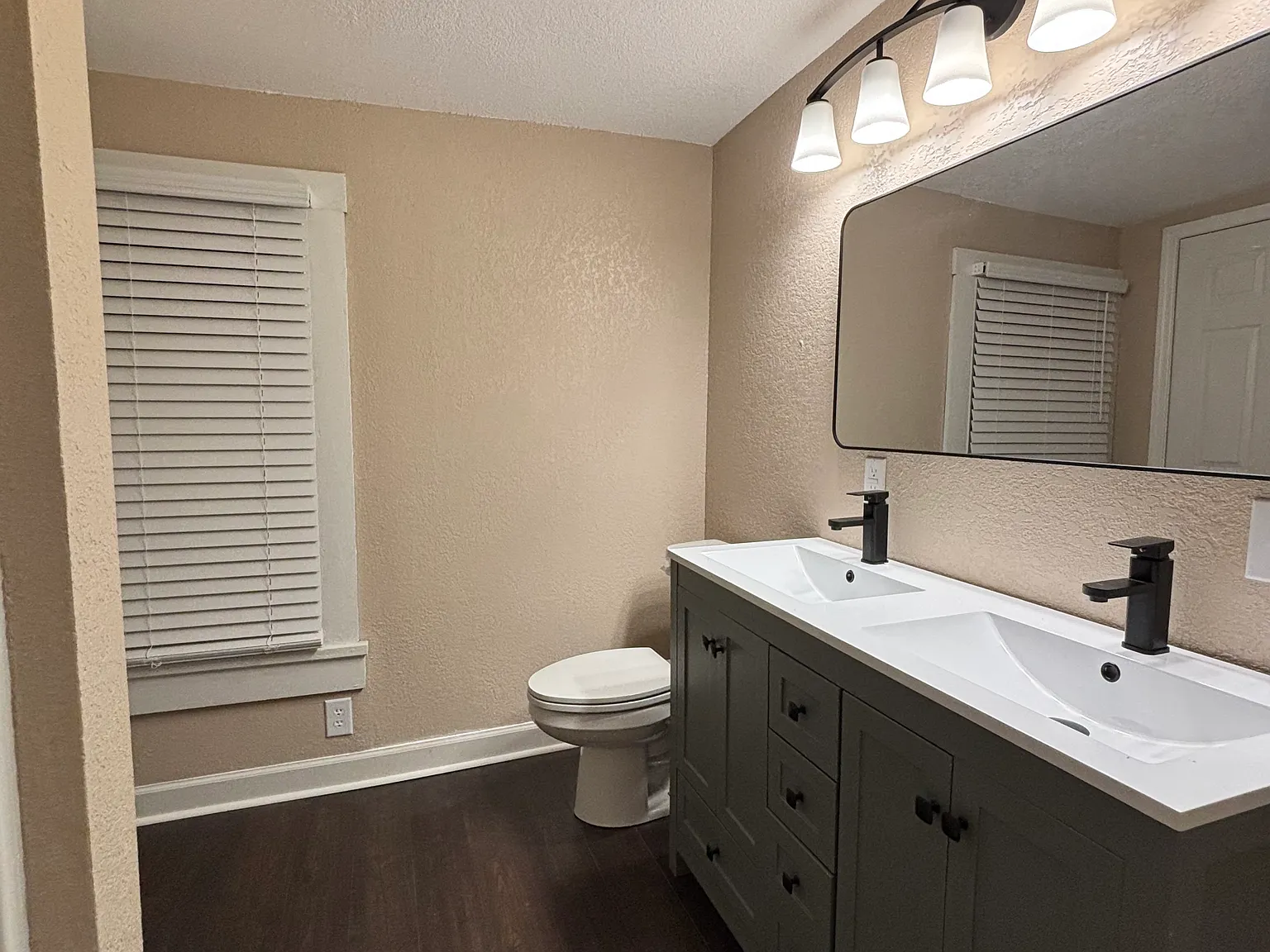 3 bed, 1665 sqft, $1,800 — Photo 4