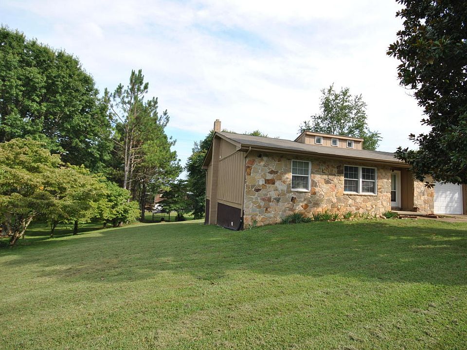 1st image of 232 River Bend Dr