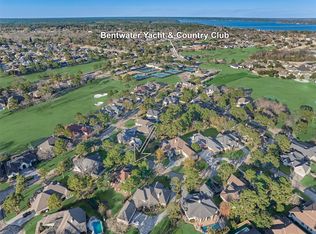 147 Sunnyvale W, Montgomery, TX 77356