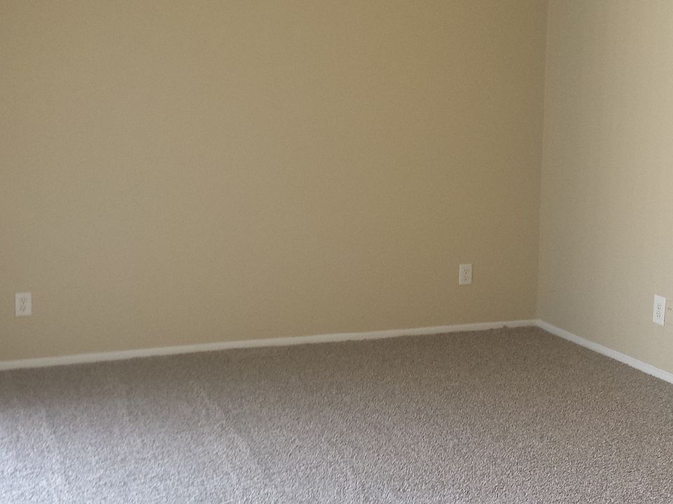 1st image of 3017 W Walnut Hill Ln APT 1725