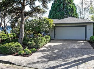 12340 SW Berryhill Ln, Beaverton, OR 97008