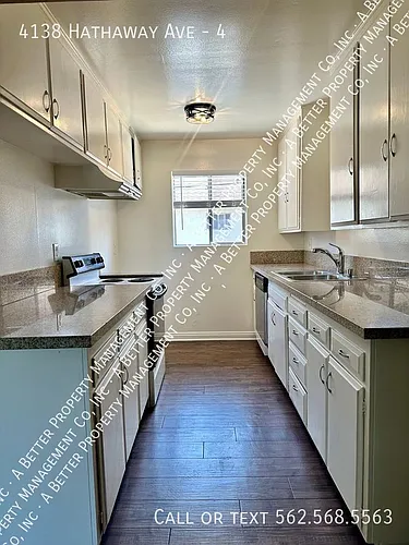 4138 Hathaway Ave #4 Photo 1 4138 Hathaway Ave #4 Photo 1